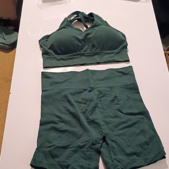 SHEIN Pants - SHEIN Green Athletic Shorts